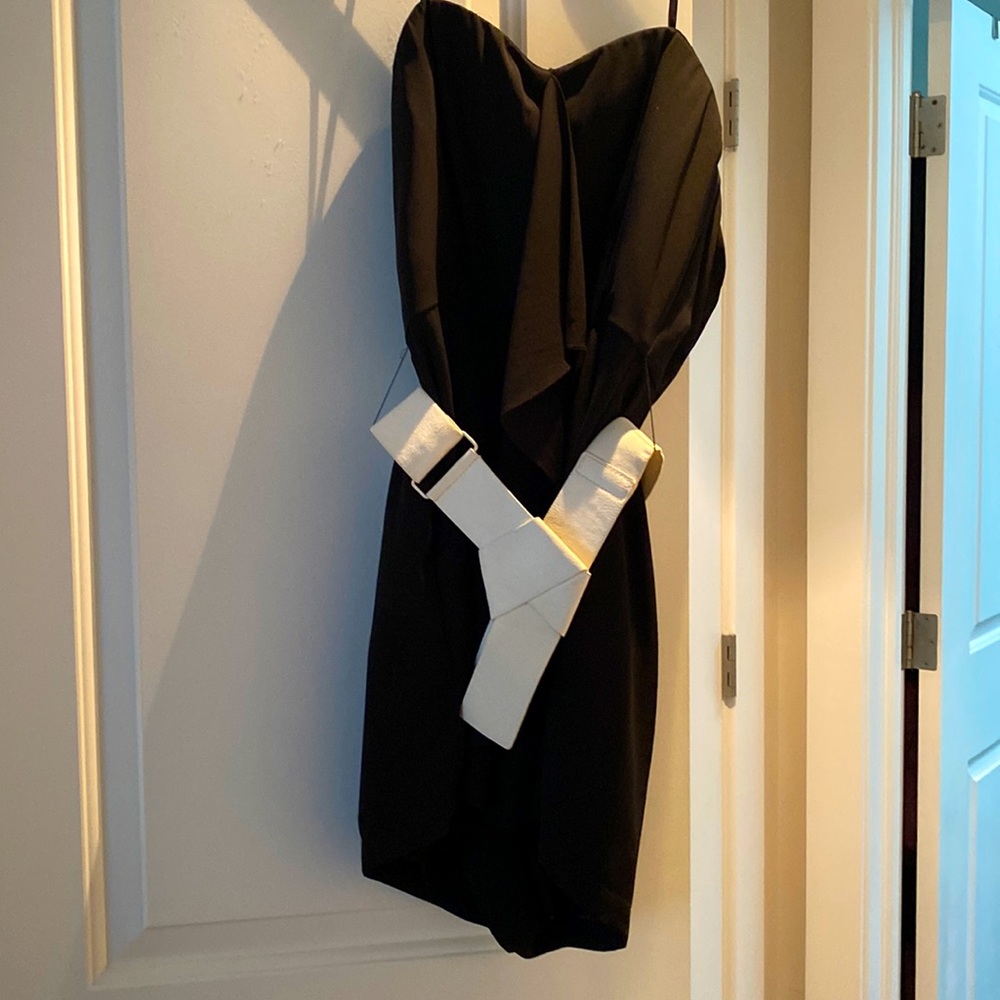 BCBG Black  strapless romper size 4 with white belt